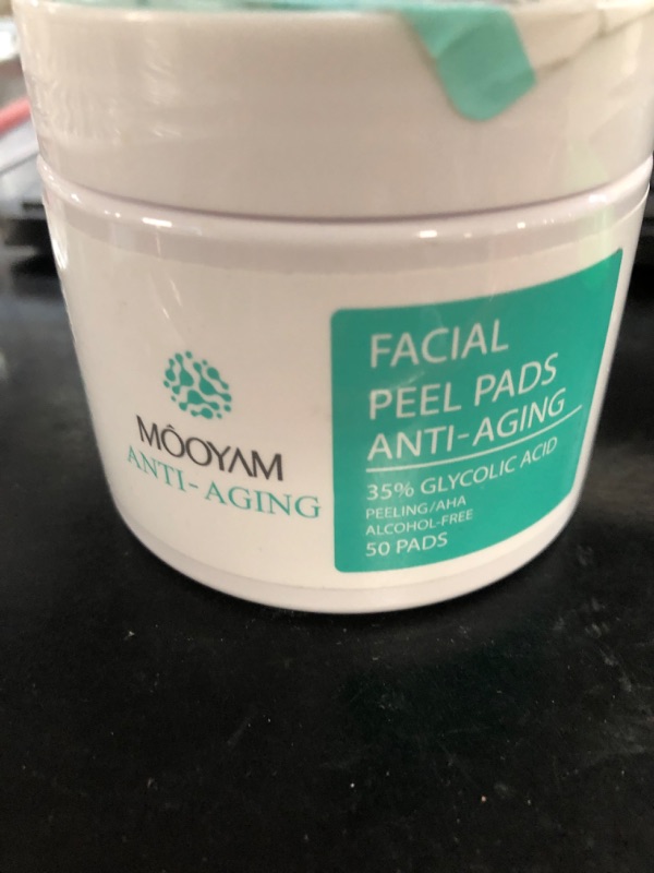 Photo 1 of 35% Glycolic Acid Pads for Face & Body, Exfoliating Facial Peel, AHA Resurfacing Pads with Vitamins B5, C & E, Green Tea, Glycolic Acid Peel Pads for Dark Spots Acne Fine Lines & Wrinkles 50 Pads