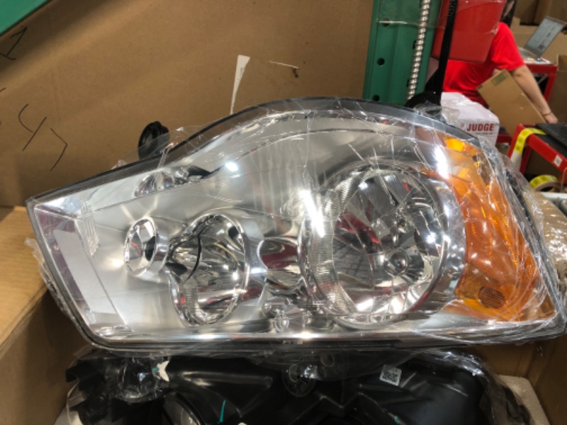 Photo 3 of AXLAHA 2011-2018 Dodge Grand Caravan Headlights Assembly for 2011-2018 Dodge Grand Caravan,2008-2016 Chrysler Town & Country