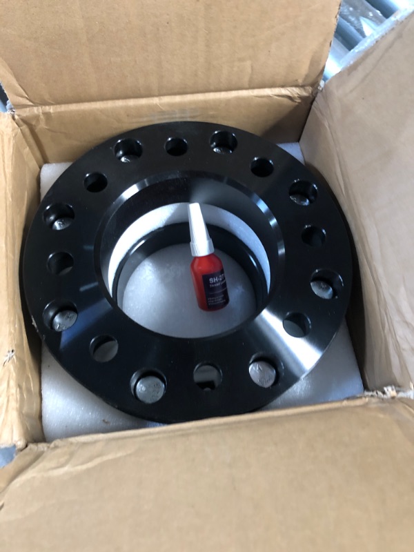 Photo 2 of 1.5'' 8x6.5 to 8x180 Forged Wheel Adpaters, 2 PCS 8 Lug 8x165.1mm to 8x180mm Wheel Spacer Adapter with M14x1.5 & 117mm Center Bore