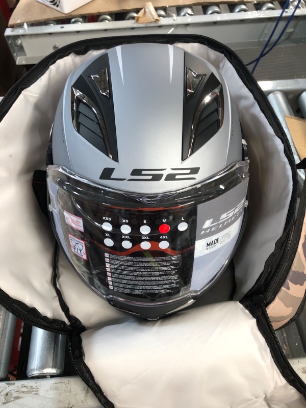 Photo 1 of LS2 Helmets Valiant II Modular Helmet Medium Matte Silver