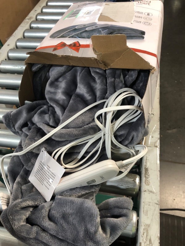 Photo 2 of *UNTESTED* HomeMate Heated Electric Blanket Dual Controller, 10 Hours Auto Off, 5 Heating Levels - Light Grey 84x90 Inch