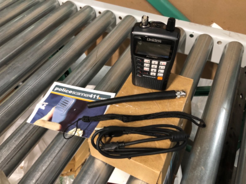 Photo 3 of Uniden Bearcat BC125AT Handheld Scanner