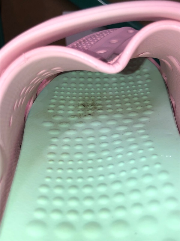 Photo 1 of *SEE NOTES* ChayChax Men's and Women's Arch Support Clogs Garden Shoes, Size CHN(mm) 250, Pink