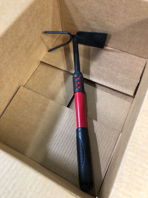 Photo 1 of * DAMAGED * 
Tools Hoe Cultivator Hand Tiller for loosening Soil, Weeding and Digging - Rubber Ergo Grip Handle Rust Proof - Red