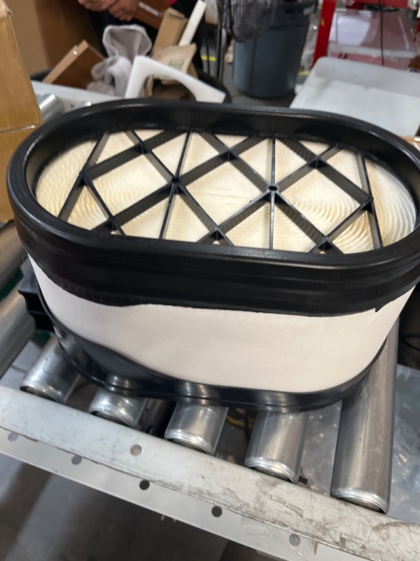 Photo 2 of Wadoy P608666 Air Filter Compatible with Donaldsonn Primaryy Powercoree Engine Air Filter P605536 P612513 2591005C1 for Truck Air Filter Assembly