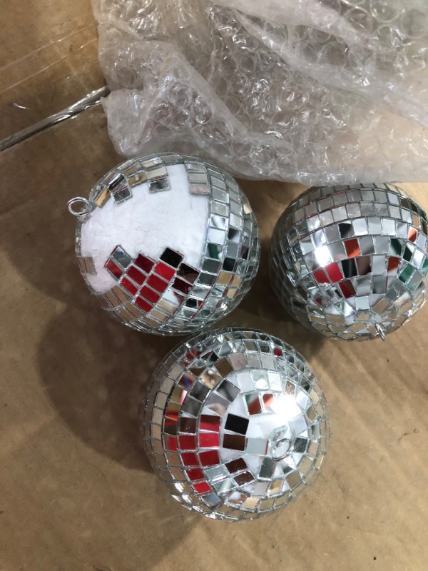 Photo 3 of ***DAMAGED - SEE PICTURES*** 4 pack Large Disco Ball Silver