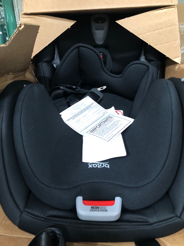 Photo 2 of Britax Boulevard ClickTight Convertible Car Seat