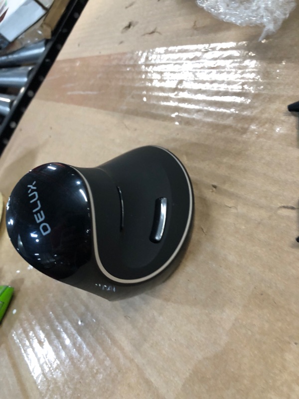 Photo 6 of DELUX Ergonomic Mouse Wireless  **NOT TESTED** *LOOKS NEW*