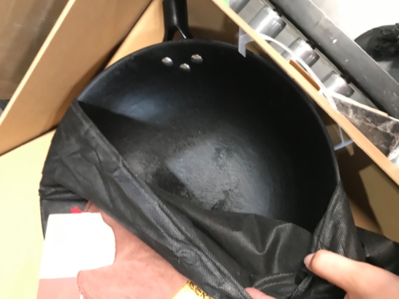 Photo 7 of **USED/DIRTY/SEE NOTES** WANGYUANJI Cast Iron Wok Pan 12 inch Flat Bottom with Wooden Handle and Lid, Large Wok Stir Fry Pan Suitable for All Cooktops, Chinese wok 12.59" Black