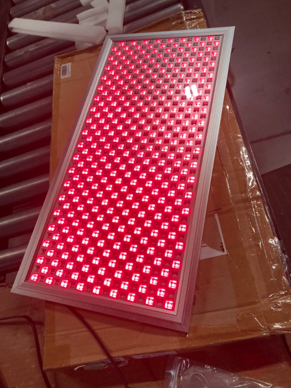 Photo 3 of **SEE PHOTOS**
Allisable Red Light Therapy Panel, Deep Red 660nm and Near Infrared 850nm Light Combo (646 LEDs)