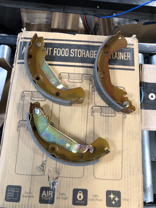 Photo 1 of ACDelco Gold 171011B Bonded Rear Drum Brake Shoe Set