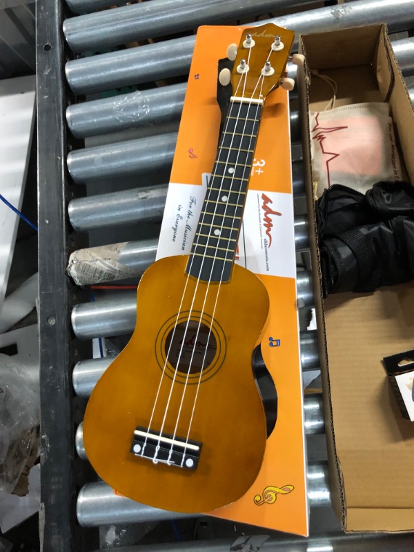 Photo 3 of ADM Soprano Ukulele for Beginners 21 Inch 