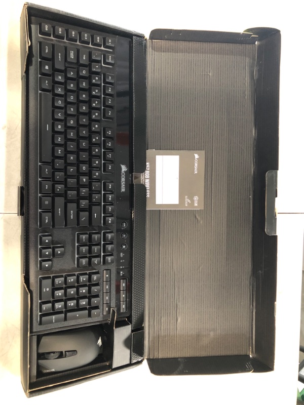 Photo 1 of CORSAIR K57 RGB Wireless Gaming Keyboard & mouse