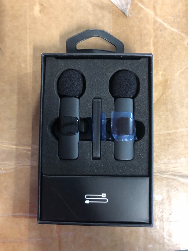 Photo 2 of 2 Pack Wireless Lavalier Microphones Black