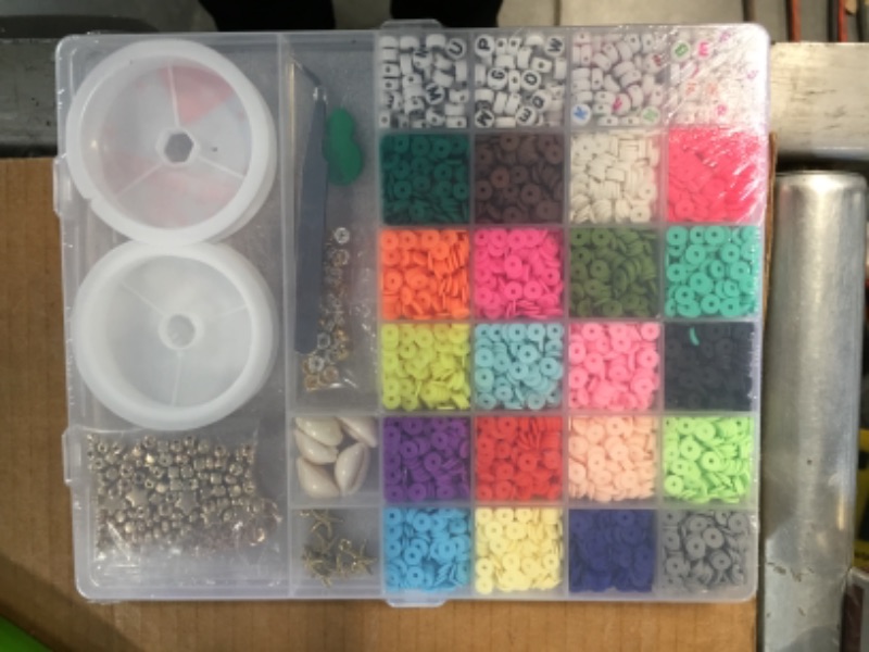 Photo 2 of 3600 Pc Round Bead Set 