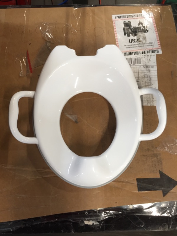 Photo 2 of Munchkin Sturdy™ Potty Seat