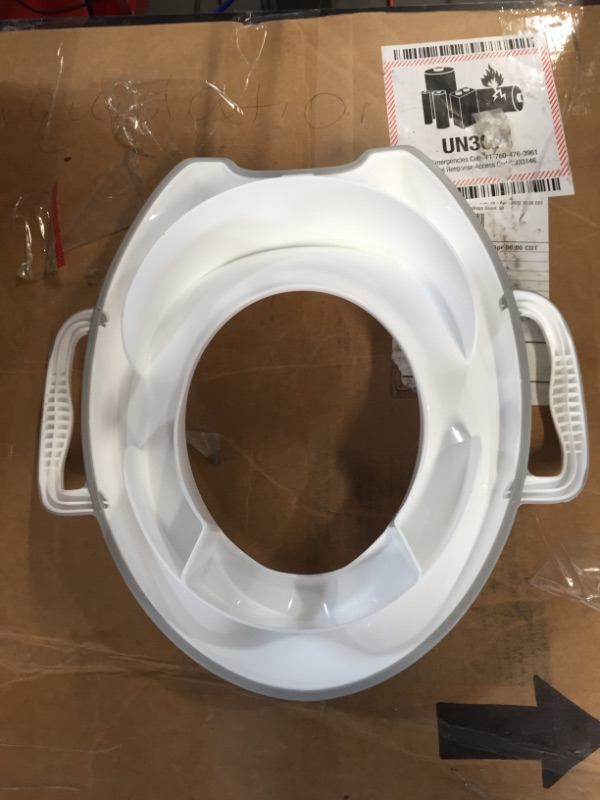 Photo 3 of Munchkin Sturdy™ Potty Seat