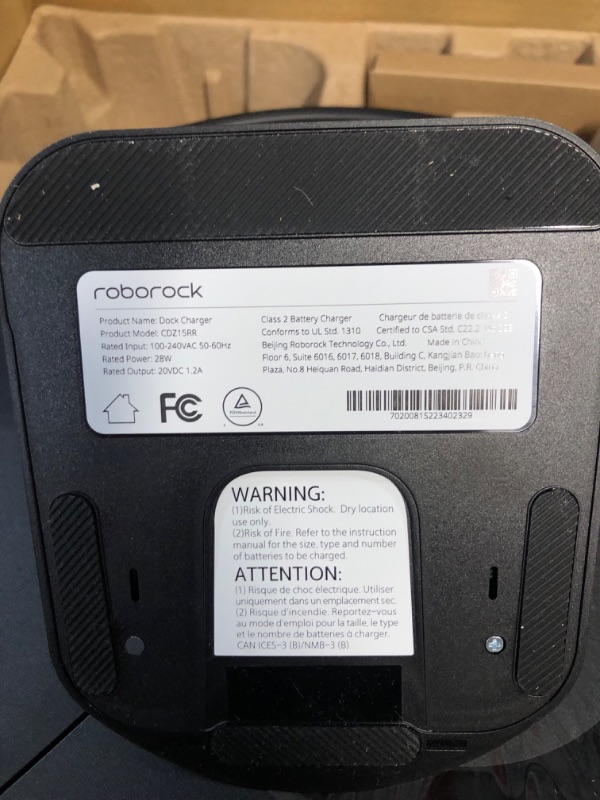 Photo 5 of *SEE NOTES* Roborock E5 Mop Robot Vacuum and Mop, Self-Charging Robotic Vacuum Cleaner (Black)