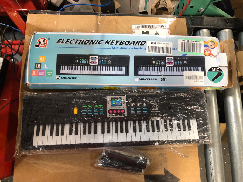 Photo 2 of Digital Electronic Musical Keyboard 