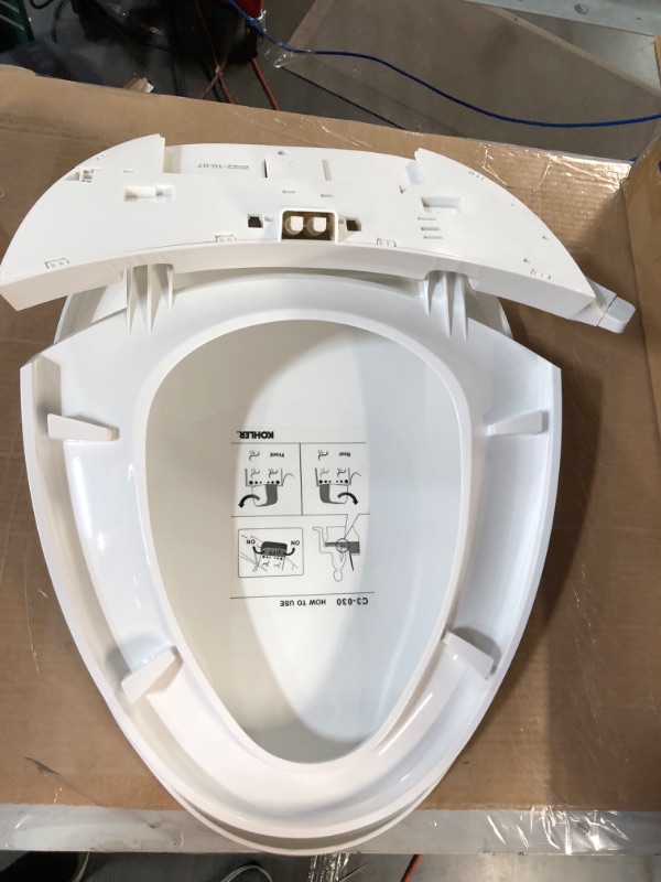 Photo 2 of (LOOKS NEW) Kohler Purewash Manual Elongated Bidet Seat