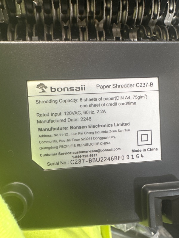 Photo 3 of *UNTESTED* Bonsaii Paper Shredder for Home Use, 6-Sheet Crosscut Paper and Credit Card Shredder - 3.4 Gal Wastebasket