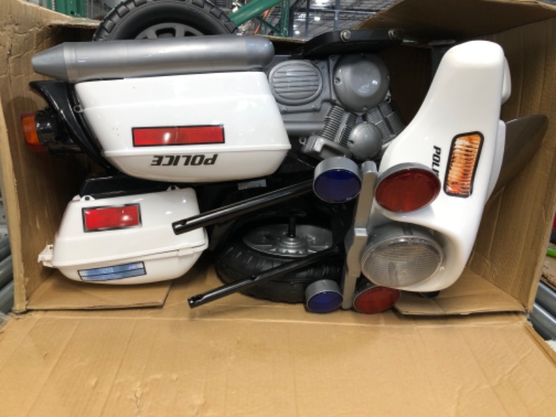 Photo 6 of ***ITEM MISSING PARTS***
12V Police Motorcycle