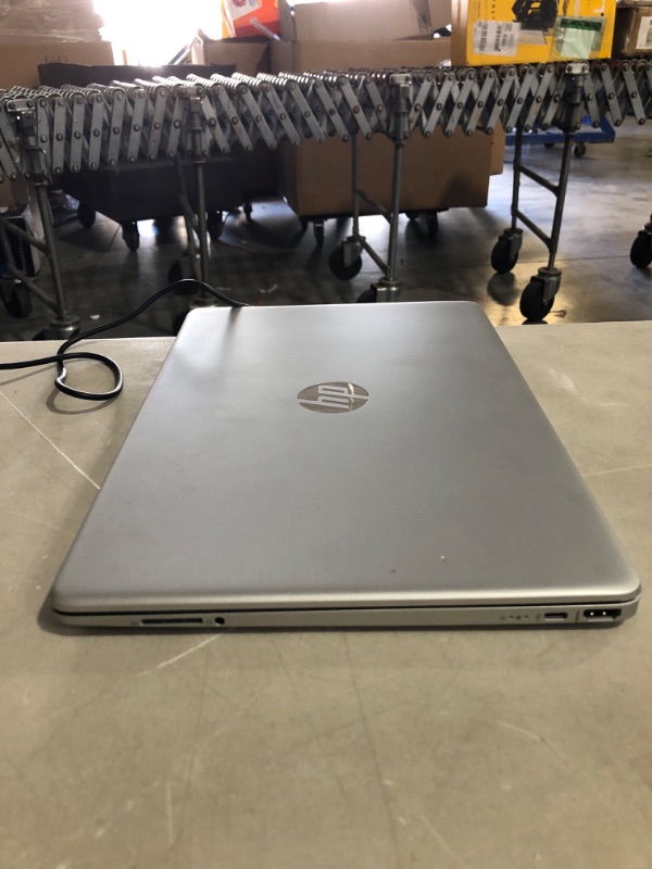 Photo 6 of ***REFURBISHED*** HP 15.6" Full HD (1920 x 1080) Laptop, Intel Core i5-1135G7, 8GB RAM, 256GB SSD, Windows 10 Home, Natural Silver
