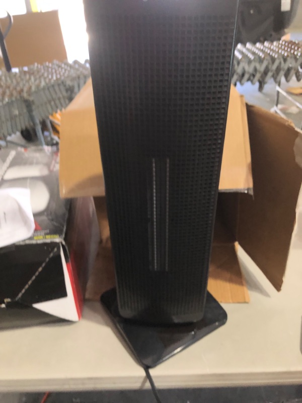 Photo 2 of ***FOR PARTS ONLY**** 
AIRMATE Space Heater for Indoor Use 25", 1 Black