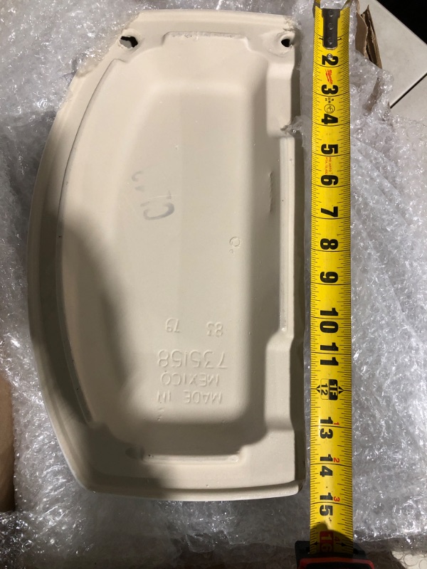 Photo 4 of **minor damage see all images**
PROFLO PF5112LIDWH PROFLO 5112LID Replacement Lid for PF9312 Toilet White