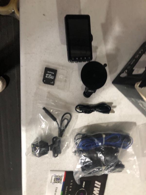 Photo 5 of (FOR PARTS ONLY)iiwey Dash Cam Front Rear and Inside 1080P Three Channels with IR Night Vision Car Camera SD Card Included Dashboard Camera Dashcam