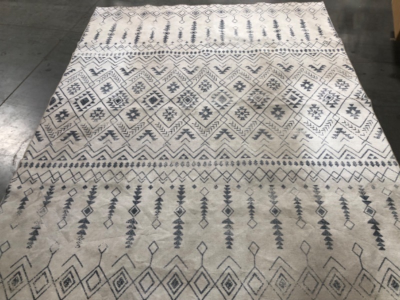 Photo 6 of **USED AND DIRTY**  **SEE PICTURES**  nuLOOM Moroccan Blythe Machine Washable Area Rug Grey 88x112inches