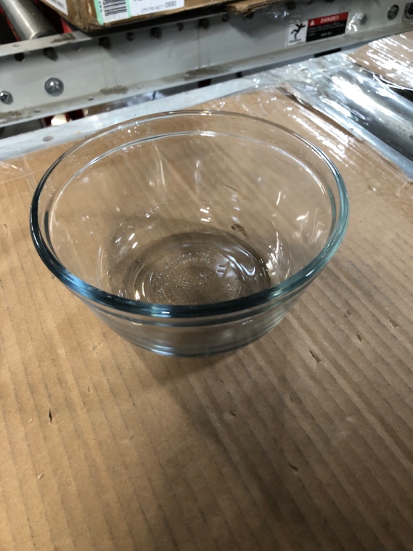 Photo 1 of  1-Quart Glass Mixing Bowl