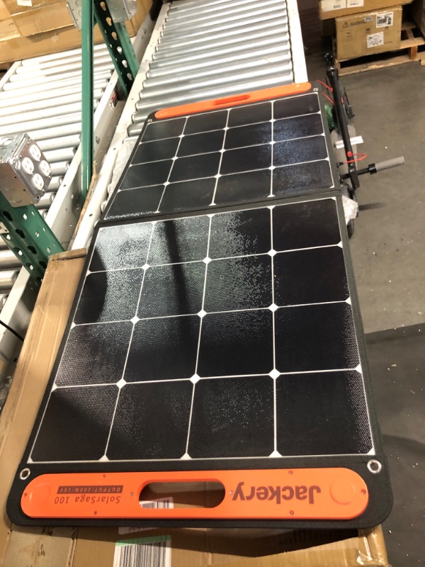 Photo 5 of *NEW**Jackery SolarSaga 100W Portable Solar Panel for Explorer 240/300/500/1000/1500 Power Station, Foldable US Solar Cell Solar Charge