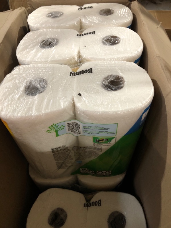Photo 3 of (8) Bounty quick size paper towels. 2 per pack.