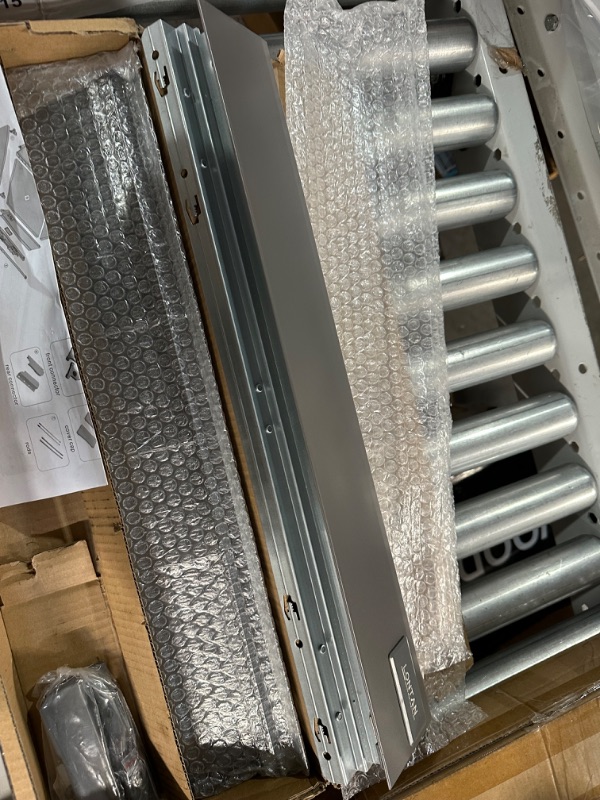 Photo 1 of 1 Pair 22 Inch Soft Closing Drawer Slides Side Mounted Heavy Duty Drawer Slides for DIY-LONTAN Tandembox Drawer System Drawer Runner for Kitchen Cabinet 3 Section Ball Bearing Drawer Glides 22 Inch Middle Drawer