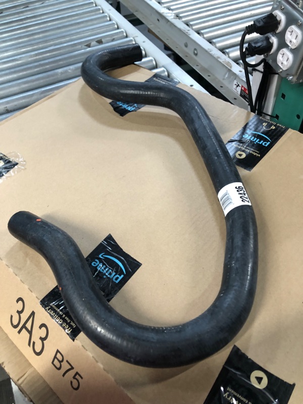 Photo 3 of Gates 22436 Premium Molded Coolant Hose