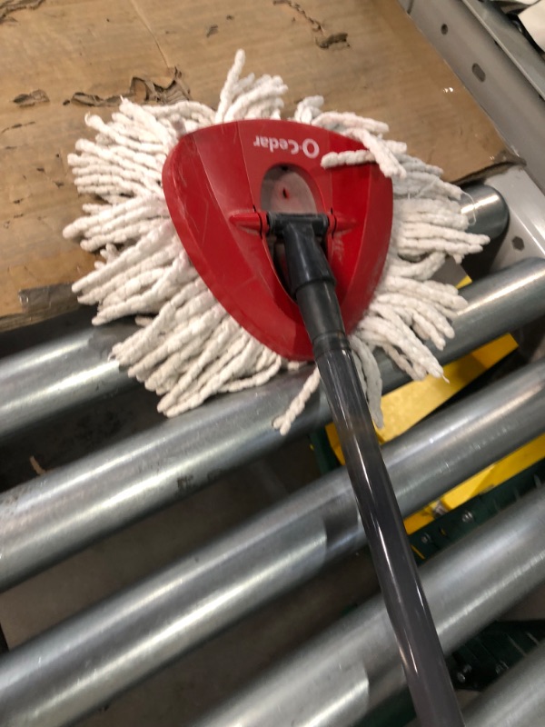 Photo 4 of (MOP IS DIRTY) O-Cedar EasyWring Microfiber Spin Mop, Bucket Floor Cleaning System, Red, Gray