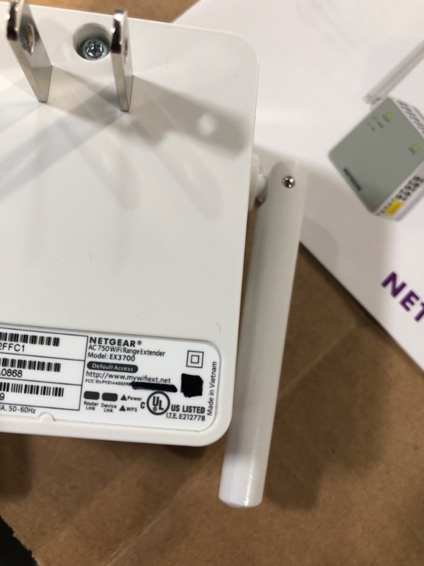 Photo 4 of NETGEAR Wi-Fi Range Extender EX6120 -