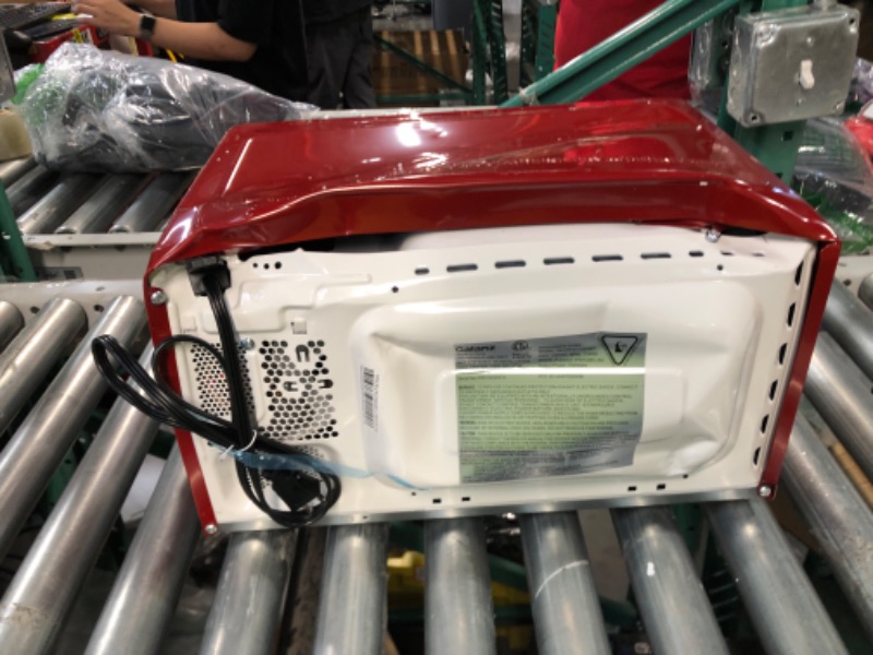Photo 1 of (PARTS ONLY) Galanz GLCMKZ07RDR07 Retro Countertop Microwave Oven .7 cu ft, Red