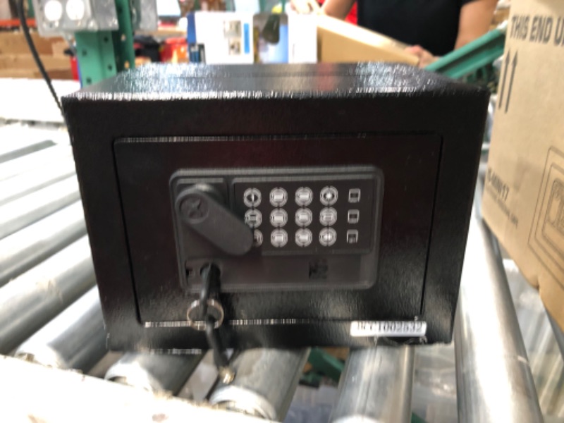 Photo 2 of * used item *
ISLANDSAFE Deposit Safes Drop Small Safe Box (Black)