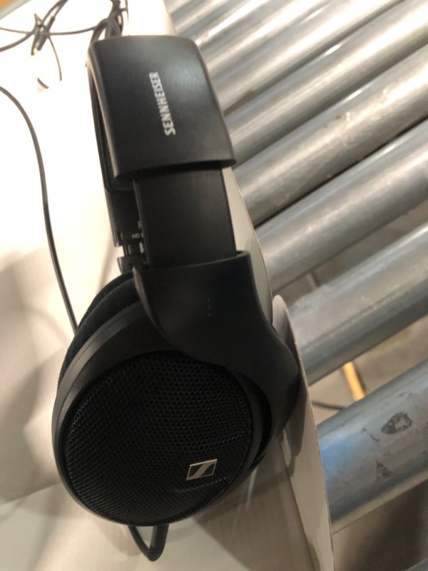 Photo 2 of Sennheiser HD 560 S Over-The-Ear Audiophile Headphones - 