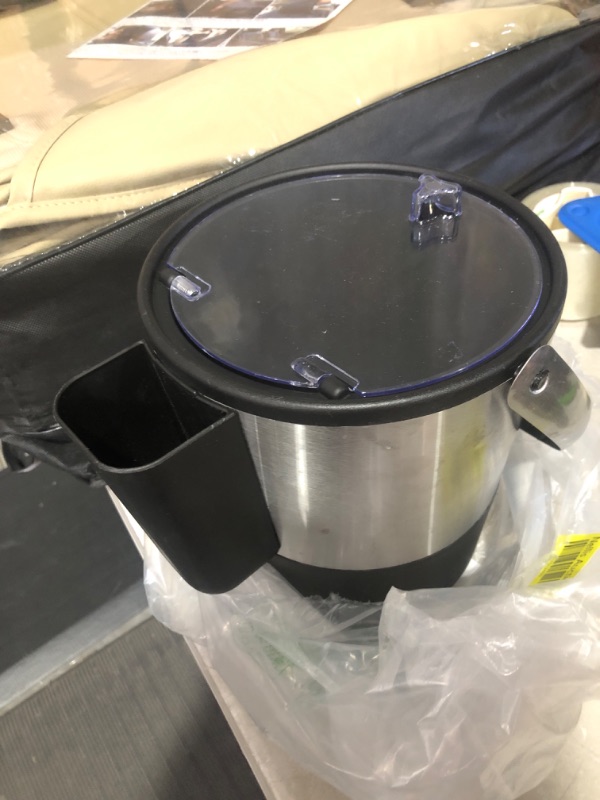 Photo 2 of * broken handle * no scoop *
Oggi Insulated Ice Bucket, 4 Quart / 3.8 L, Stainless Steel, Black & Acrylic Oval Party Tub-18.5"