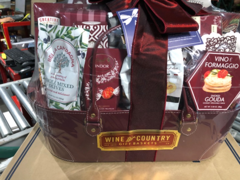 Photo 1 of **SEE NOTES** Wine Country Gift Baskets Gourmet Feast Perfect For Family, Friends, Co-Workers, Loved Ones and Clients