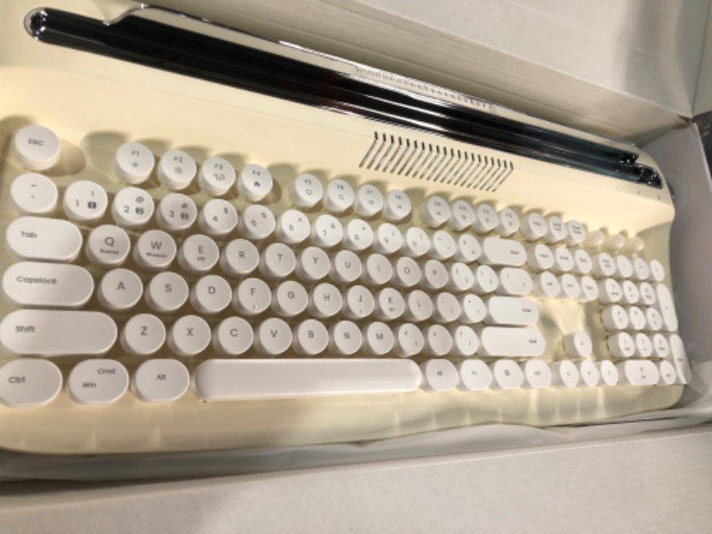 Photo 2 of YUNZII ACTTO B503 Wireless Typewriter Keyboard, Retro Bluetooth Keyboard with Integrated 