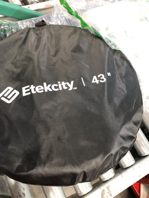 Photo 4 of Etekcity Reflector Photography 43" (110cm) 5-in-1 Light Reflectors for Photography Multi-Disc