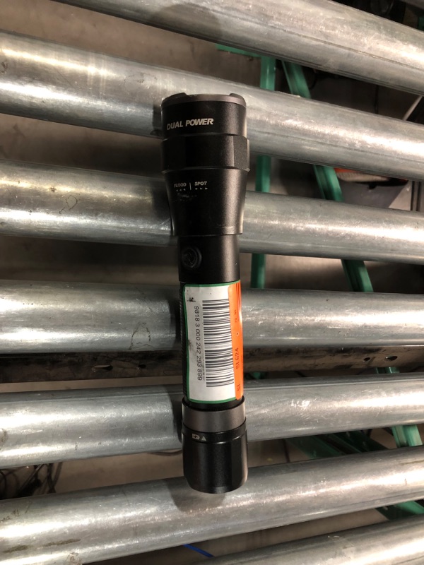 Photo 1 of 2500 Lumens Dual Power LED Rechargeable Focusing Flashlight 