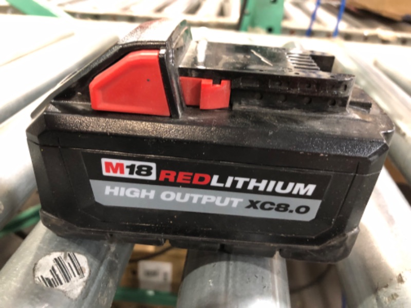 Photo 4 of Milwaukee M18 18-Volt Lithium-Ion HIGH OUTPUT XC 8.0 Ah Battery