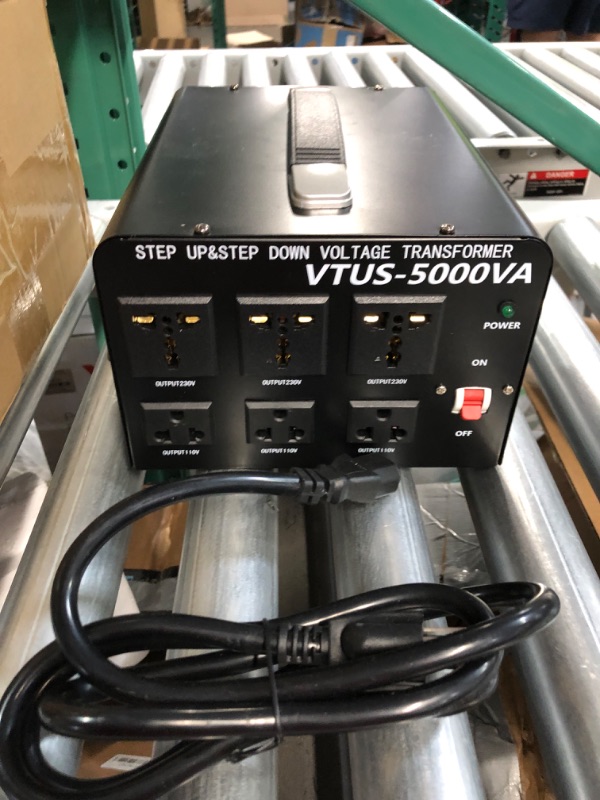 Photo 2 of LVYUAN 5000 Watt Voltage Converter Transformer Heavy Duty Step Up/Down AC 110V/120V/220V/240V Power Converter