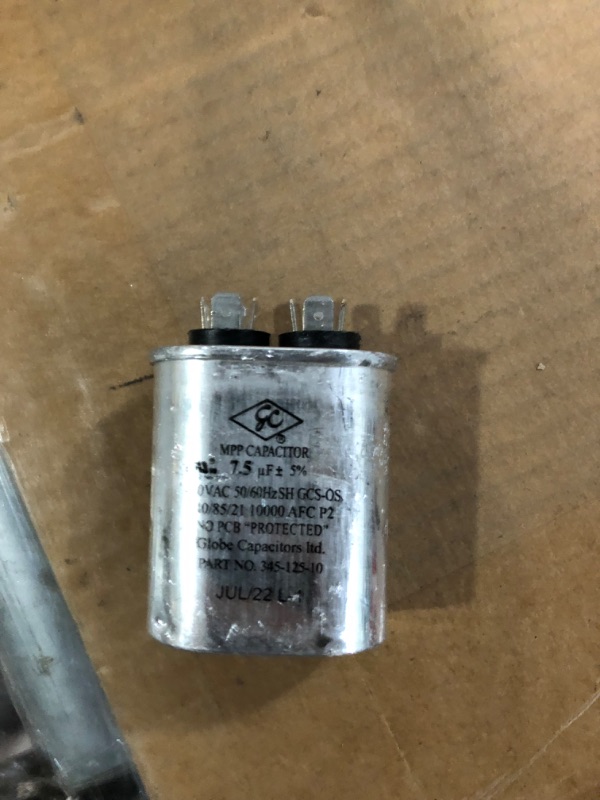 Photo 3 of [FBA] FASCO Produced Amazon Fulfilling D1092 Motor for RV with a FASCO Recommended Capacitor by OEM Mania Air Conditioner Motor 1/3 HP, 115 Volts, 1675 RPM, 2 Speed, 3.4 Amps, Double Shaft