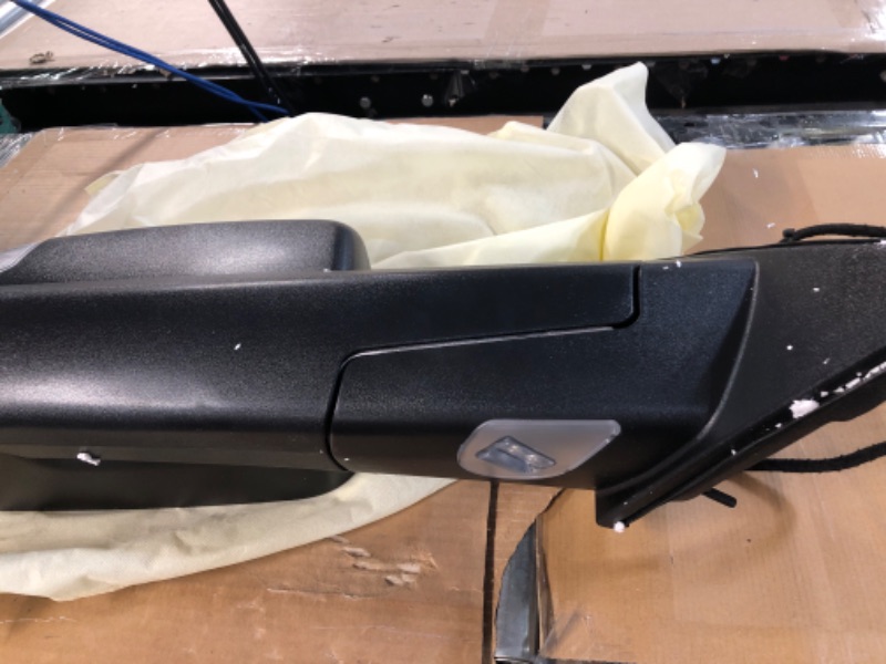 Photo 4 of *GENTLY USED* Towing Mirrors for 2019-2022 Ram 1500 - Dodge Tow Mirror with Power Glass Heated Turn Signal Light Puddle Lamp Temp Sensor Flip up Pair Set